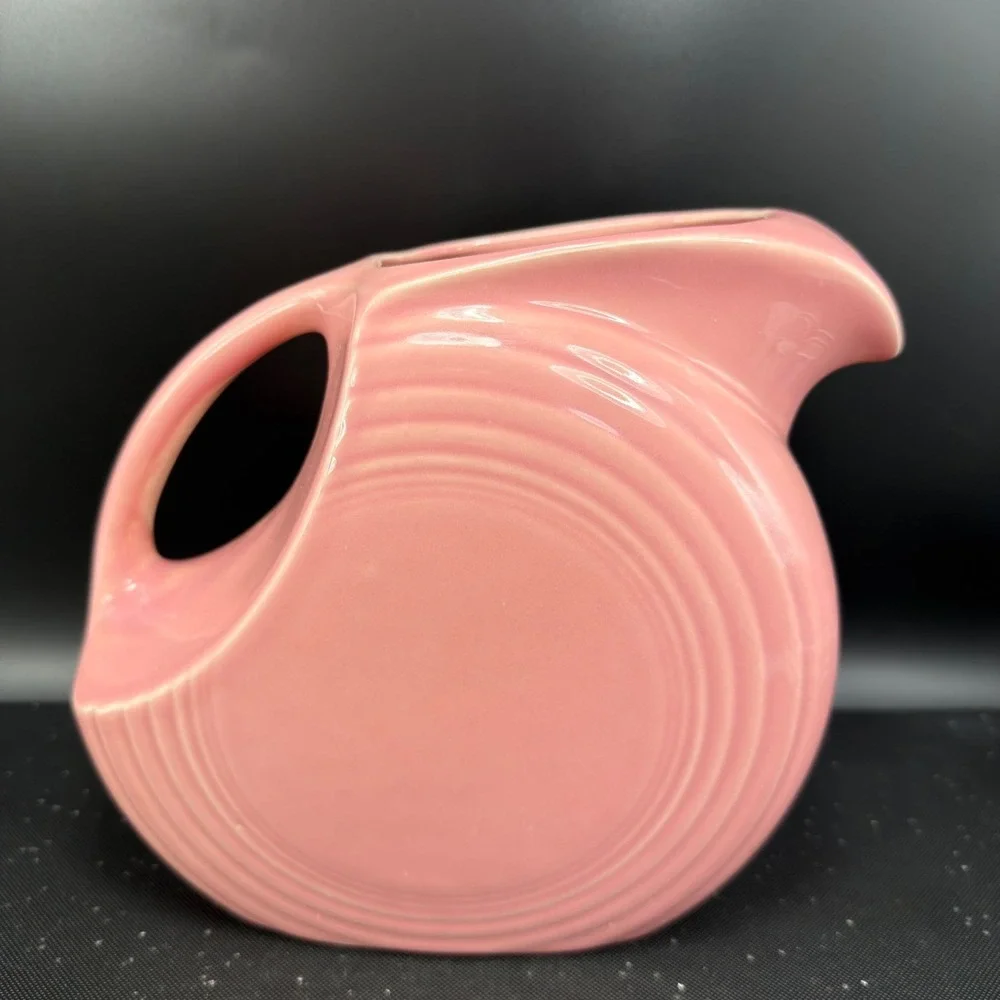 Fiesta‎ Rose Disc Water Pitcher Vintage Pink Homer Laughlin Fiestaware USA 7in